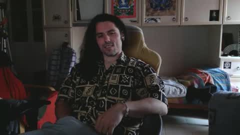 Snapshot of tantra_man_yogi chatting on 10-19-25, 01:45 Tantra Man Yogi online show from 10-19-25, 01:45