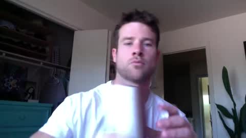 Dr. Love online show from 09-24-25, 03:15