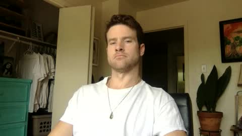 Dr. Love online show from 11-17-25, 06:14