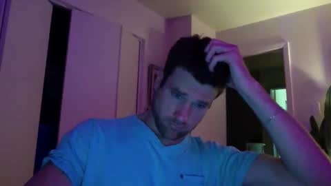 Dr. Love online show from 04-26-26, 01:58