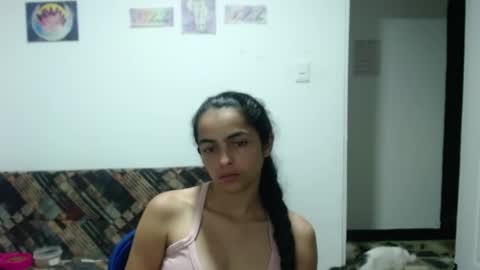 Angeline  Follow  online show from 05-19-26, 01:56