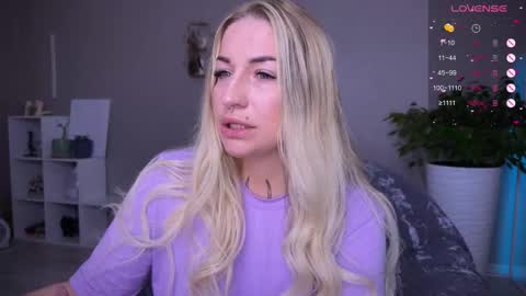 Tanya acid       online show from 09-20-25, 04:13