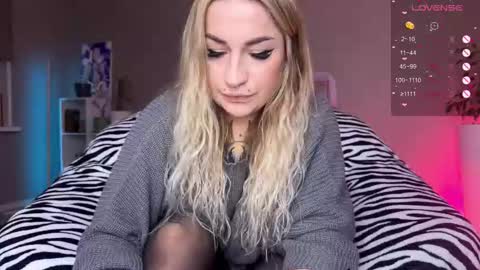 Tanya acid       online show from 01-11-26, 05:18