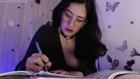 tanya online show from 04-21-26, 01:42