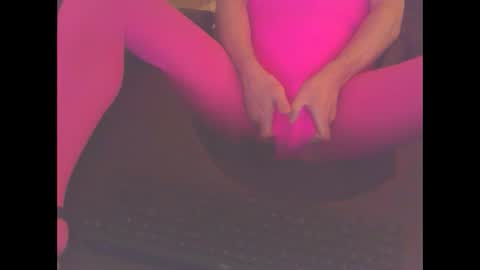 Snapshot of tanyacoxxx chatting on 01-06-25, 01:30 Tanya coxxx online show from 01-06-25, 01:30