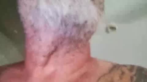 Snapshot of tap_water_drinking chatting on 09-11-25, 05:02 rad online show from 09-11-25, 05:02