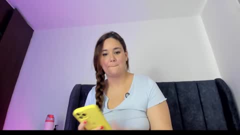 tara__ online show from 11-17-25, 06:03