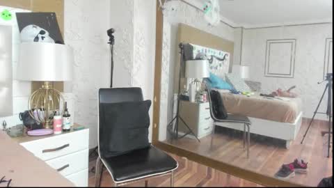 Tara online show from 11-02-25, 01:41