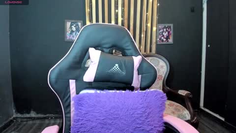 Snapshot of tara_joi chatting on 01-10-25, 03:48 Tara online show from 01-10-25, 03:48