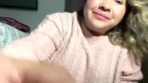 Dani independent model  online show from 01-05-25, 12:31