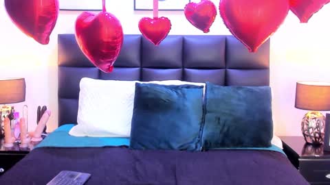 taracarsonn online show from 02-11-25, 11:22