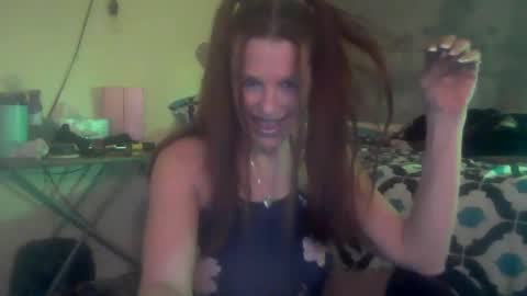 Snapshot of taralynn7136 chatting on 01-24-25, 05:31 tara lynn online show from 01-24-25, 05:31