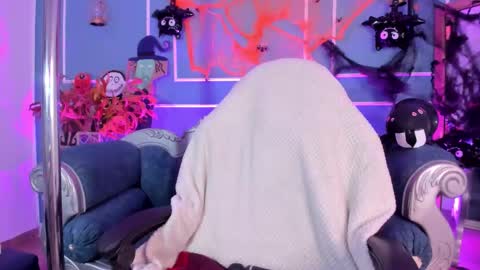 Tara online show from 10-30-25, 02:46