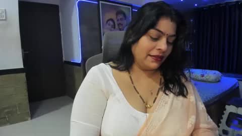 Snapshot of tarivishu23 chatting on 12-04-24, 01:58 tarivishu23 online show from 12-04-24, 01:58