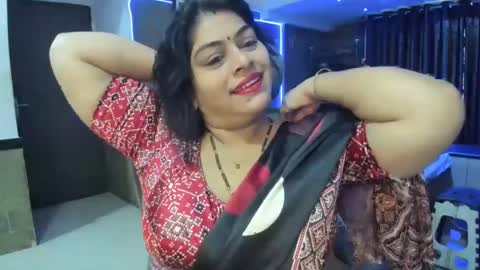 Snapshot of tarivishu23 chatting on 12-23-24, 02:02 tarivishu23 online show from 12-23-24, 02:02