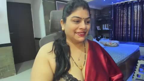 Snapshot of tarivishu23 chatting on 02-04-25, 02:39 tarivishu23 online show from 02-04-25, 02:39
