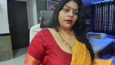 Snapshot of tarivishu23 chatting on 09-24-25, 01:53 tarivishu23 online show from 09-24-25, 01:53