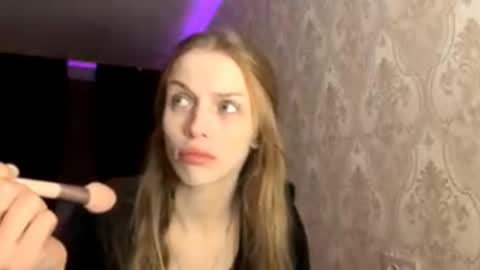 Jane online show from 12-20-25, 04:25