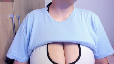 Snapshot of tarrant_ chatting on 05-05-26, 11:24 tarrant_ online show from 05-05-26, 11:24