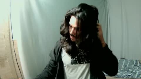 Snapshot of tarzanz_here chatting on 05-10-26, 12:05 tarzanz_here online show from 05-10-26, 12:05