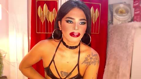 Snapshot of tasha_goddess chatting on 11-26-25, 06:47 tashaa online show from 11-26-25, 06:47