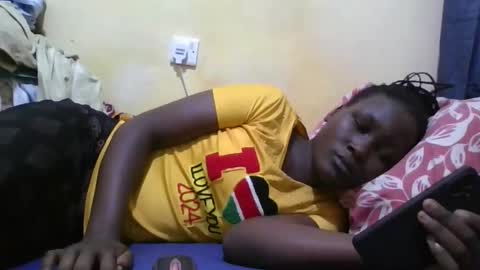 tashacute20 online show from 04-26-26, 02:37