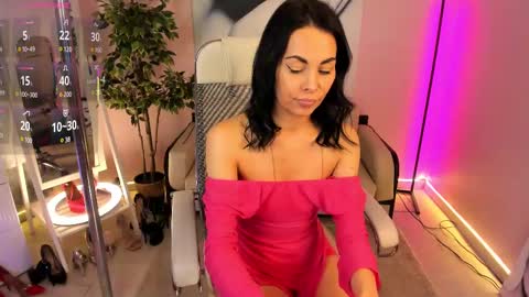 Tasha online show from 02-13-25, 12:24