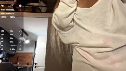 Viola online show from 01-17-26, 04:54