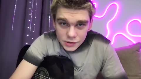 tasteithorny online show from 03-08-25, 06:05