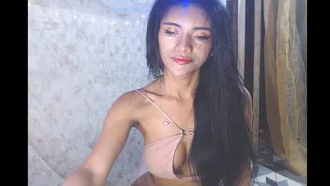 tasteofinnocentxx online show from 10-01-25, 05:57