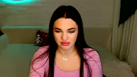 tasty_babyy online show from 12-10-24, 08:27