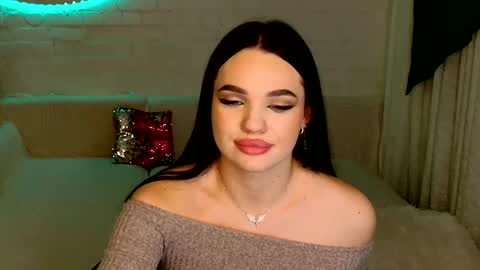 tasty_babyy online show from 01-20-25, 12:15