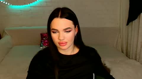 tasty_babyy online show from 10-22-25, 03:45