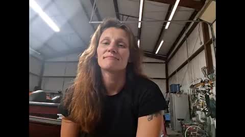 tastypeach6989 online show from 04-28-26, 06:46