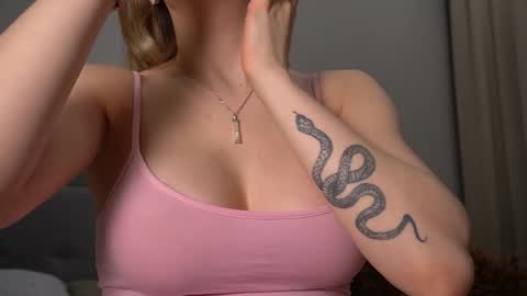 Im Sabrina NEXT LIVE  Tuesday online show from 02-23-26, 04:15