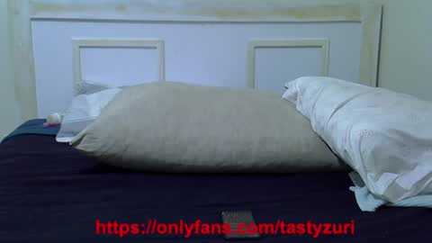 Snapshot of tastyzuri chatting on 12-04-24, 09:35 Zuri online show from 12-04-24, 09:35