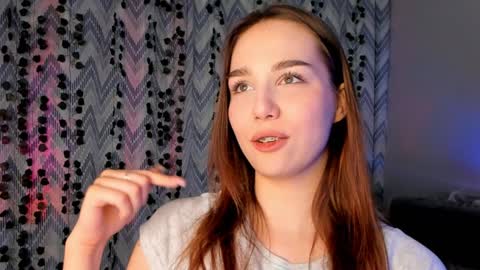 Snapshot of tate_angel chatting on 12-14-24, 04:20 Tate online show from 12-14-24, 04:20