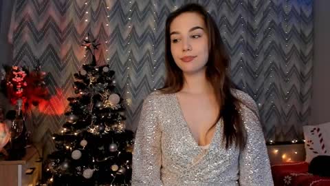 Snapshot of tate_angel chatting on 12-25-24, 05:05 Tate online show from 12-25-24, 05:05