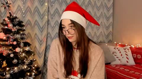 Snapshot of tate_angel chatting on 12-27-24, 05:16 Tate online show from 12-27-24, 05:16