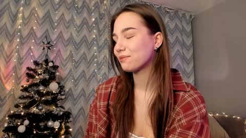 Snapshot of tate_angel chatting on 12-30-24, 05:02 Tate online show from 12-30-24, 05:02