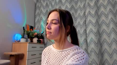 Snapshot of tate_angel chatting on 01-28-25, 06:17 Tate online show from 01-28-25, 06:17