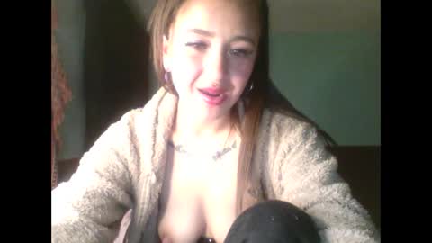 Tatti online show from 10-07-25, 05:04