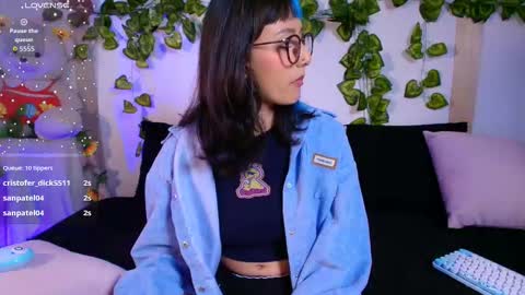 Snapshot of tati_cardenas chatting on 02-07-26, 05:22 AME online show from 02-07-26, 05:22