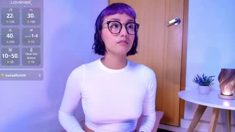 Snapshot of tati_cardenas chatting on 05-18-26, 06:30 AME online show from 05-18-26, 06:30