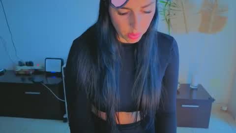 Snapshot of tatiana2224 chatting on 11-07-25, 05:57 tatiana2224 online show from 11-07-25, 05:57