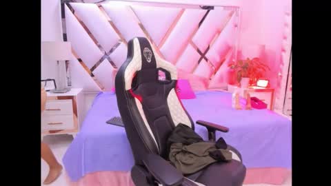 Taty online show from 02-27-26, 03:06