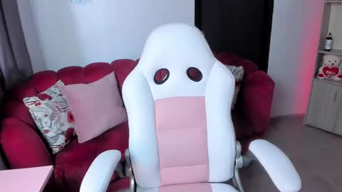 tatiana_mendoza online show from 09-17-25, 02:30