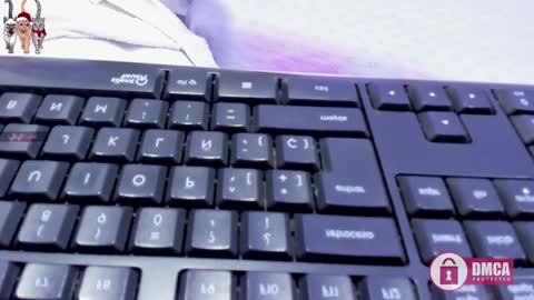 i am tatiana  online show from 11-25-25, 12:16