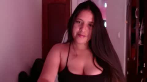 tatianaez22 online show from 04-27-26, 03:21