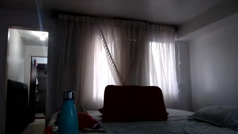 tatiana giraldo online show from 01-22-25, 10:37